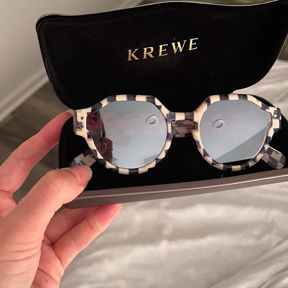 Krewe astor checkered blue sunglasses